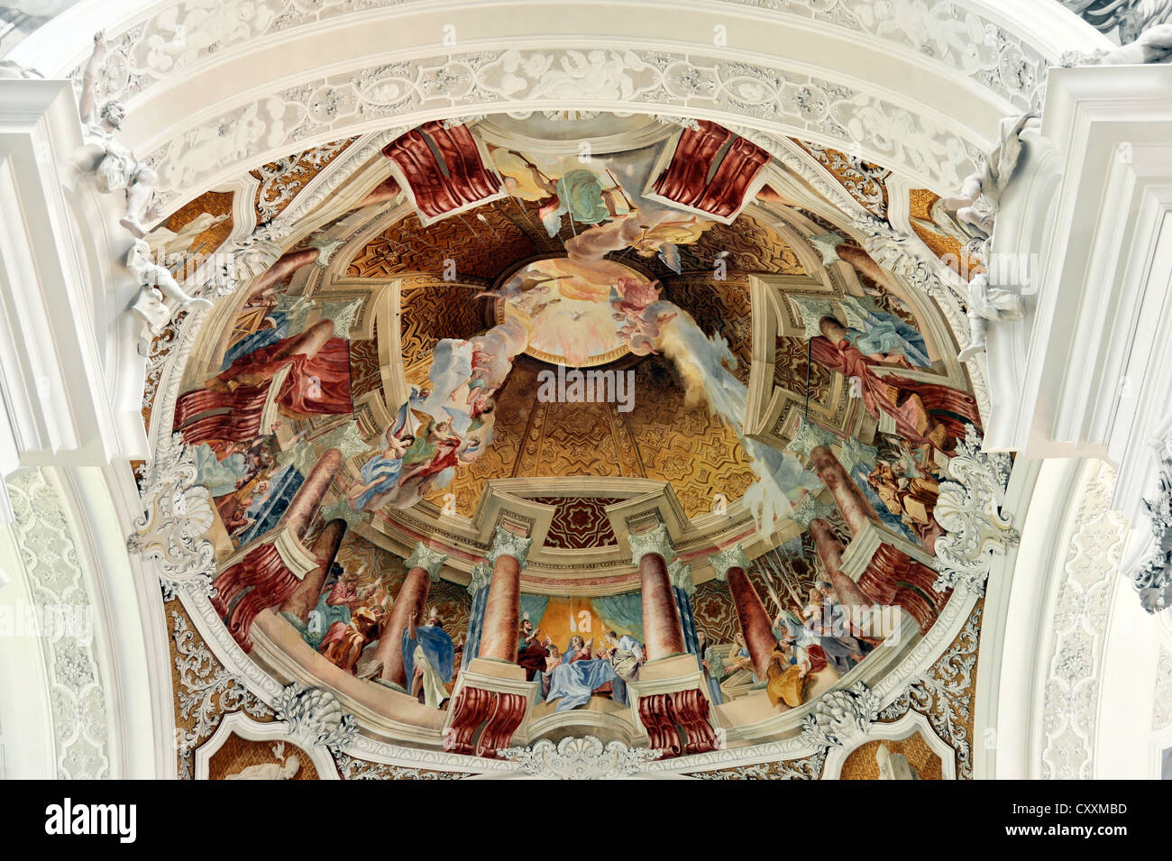 Stuck und Deckengemälde von Cosmas Damian Asam, Basilika St. Martin in Weingarten, Baden-Württemberg Stockfoto