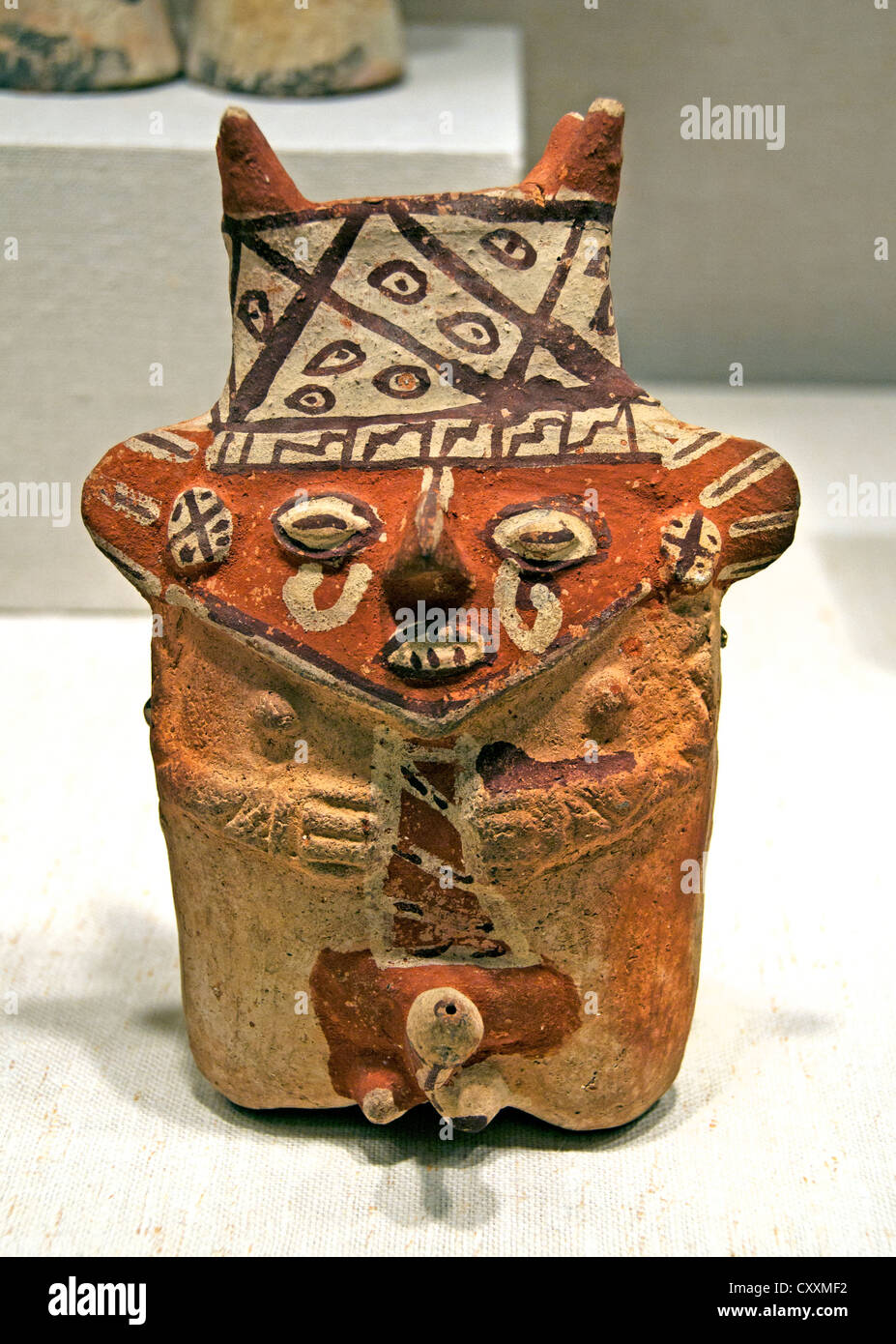 Männlichen Mann Abbildung 12. – 14. Jahrhundert Peru peruanischer Nackthund Keramik 18 cm Stockfoto