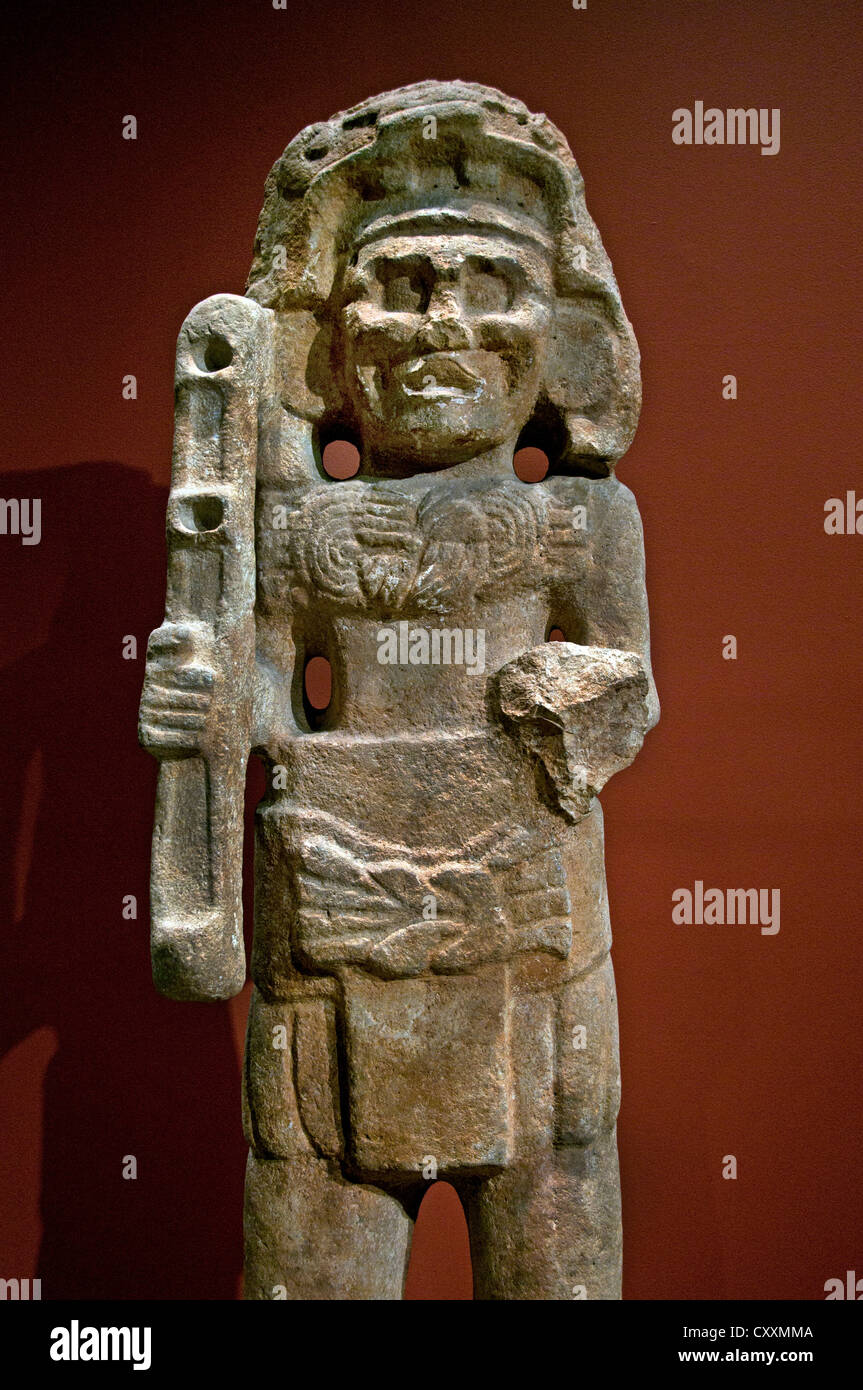 Monumentale Figur 9. Jahrhundert Mexiko Mittelamerika Maya Kalkstein 214 cm Mexikanisch Stockfoto