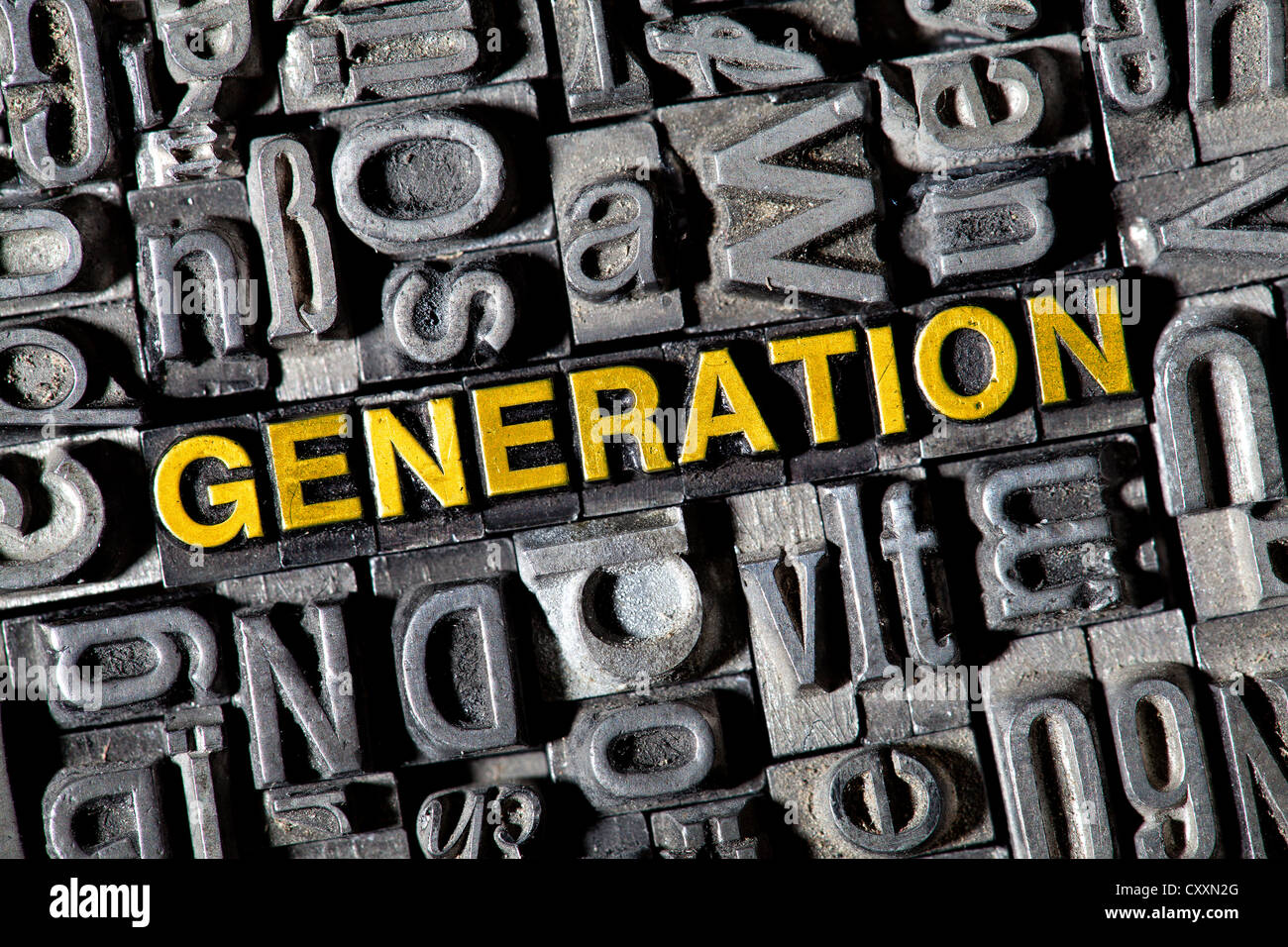 Alten Buchstaben bilden das Wort Generation Stockfoto
