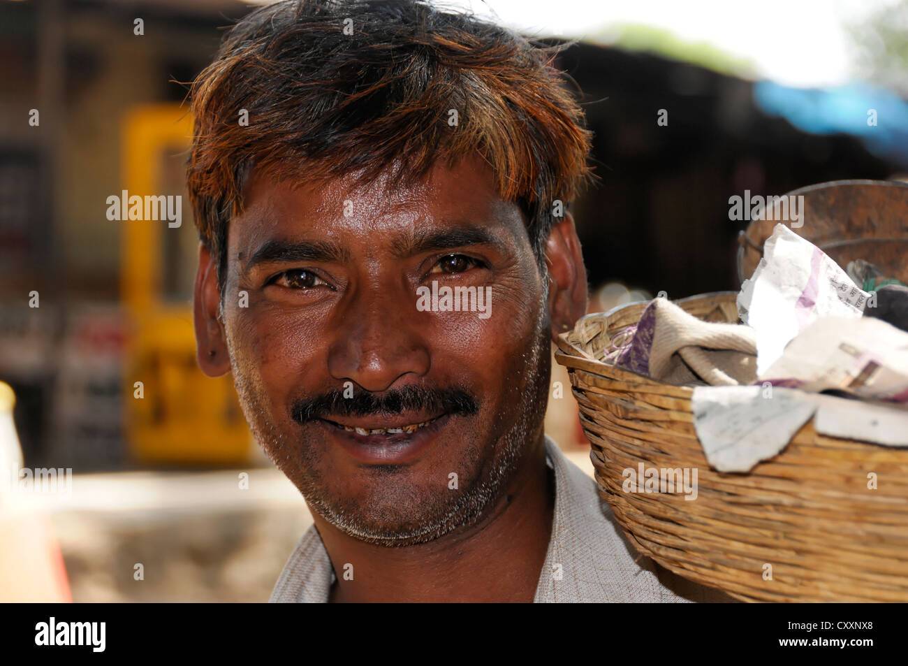 Indischer Mann, Porträt, Udaipur, Rajasthan, Nordindien, Asien Stockfoto