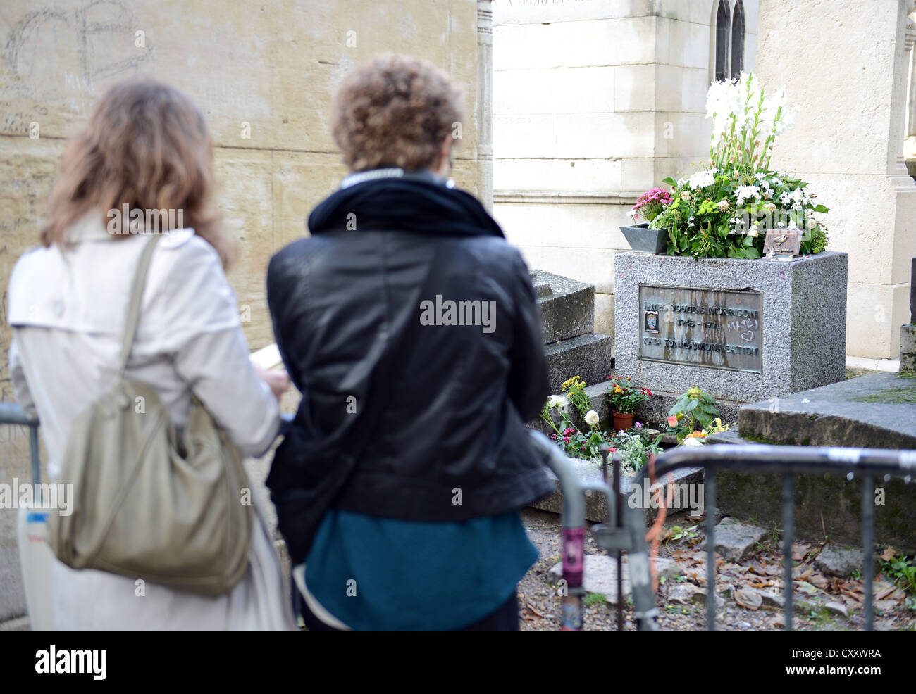 Grab von Jim Morrison, Friedhof Père Lachaise, Cimetière du Père-Lachaise, Paris Frankreich Stockfoto