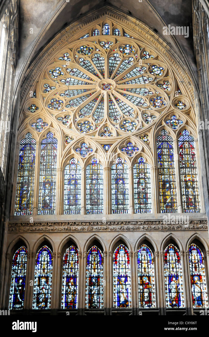 Innenansicht, Westportal, Kathedrale Saint-Étienne, erbaut zwischen 1220 und 1520, Metz, Lothringen, Frankreich, Europa Stockfoto