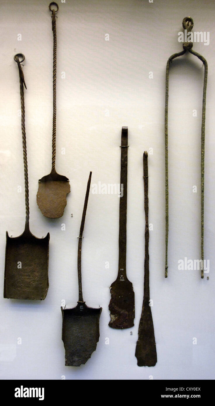 Landw. Geräte aus der alten zypriotischen Enkomi. 1200-1050 V. CHR.. British Museum. London. England. Vereinigtes Königreich. Stockfoto