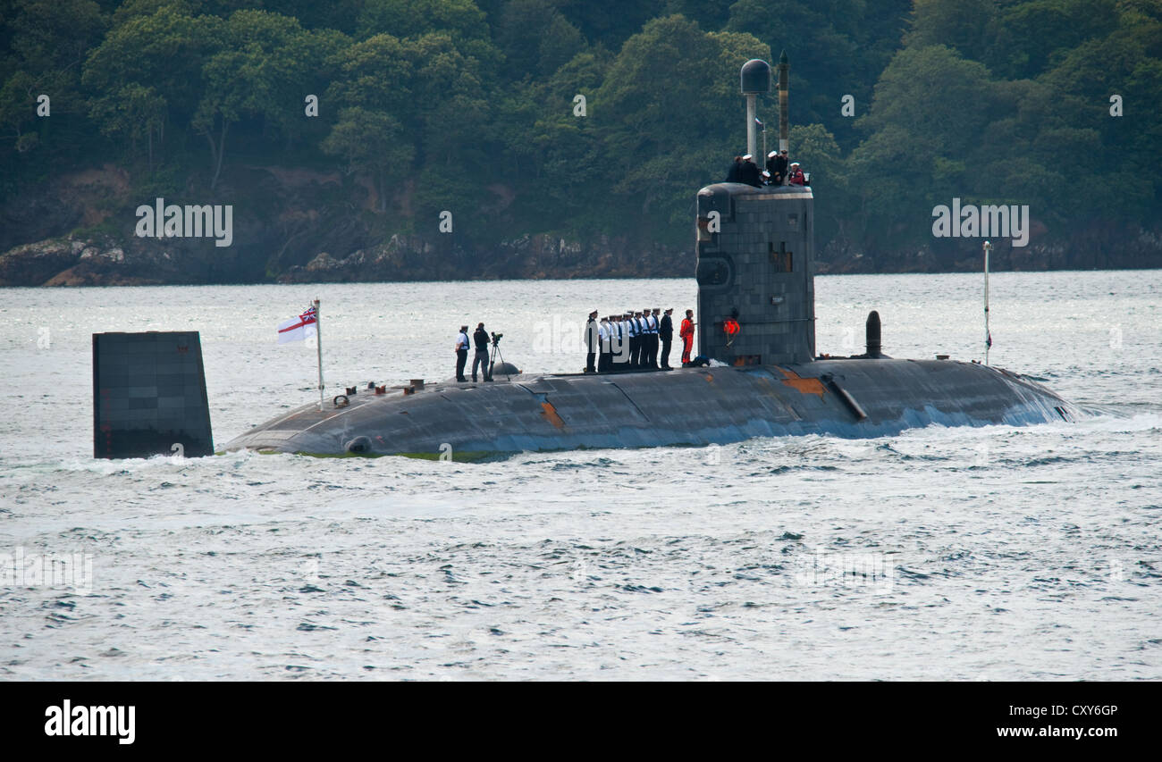 Ein u-Boot Rückkehr in den Heimathafen auf See zu verhindern. Stockfoto