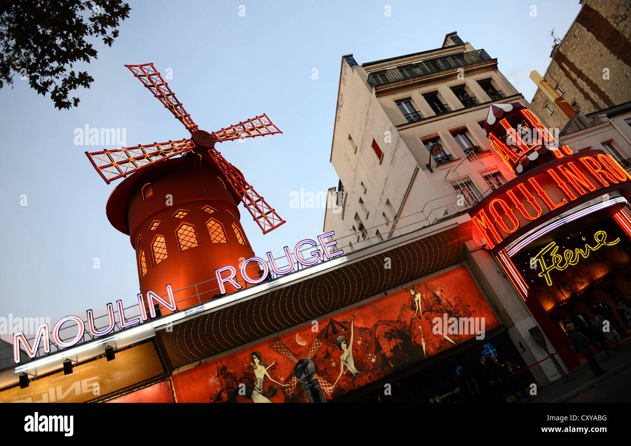 Moulin Rouge Paris Simple Image Das moulin rouge -Fotos und -Bildmaterial in hoher Auflösung – Alamy
