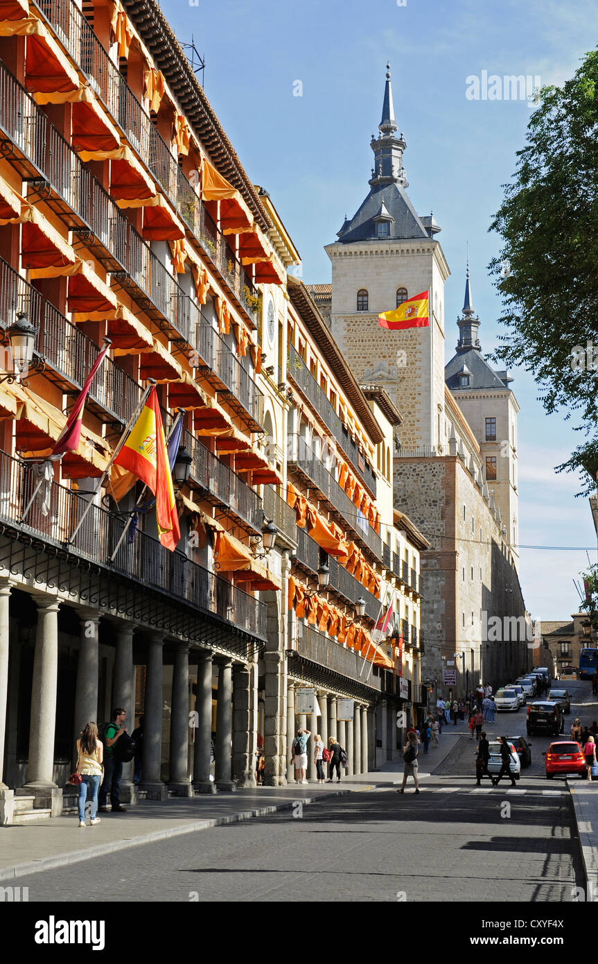 Plaza de Zocodover, quadratisch, Alcazar hinten, Festung, Toledo, Kastilien-La Mancha, Spanien, Europa, PublicGround Stockfoto