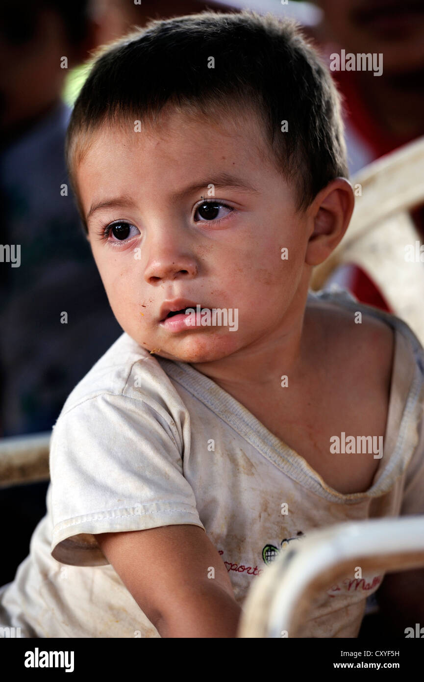 Junge, Porträt, Comunidad Vy'a Renda, Bezirk Curuguaty, Abteilung für Canindeyu, Paraguay, Südamerika Stockfoto