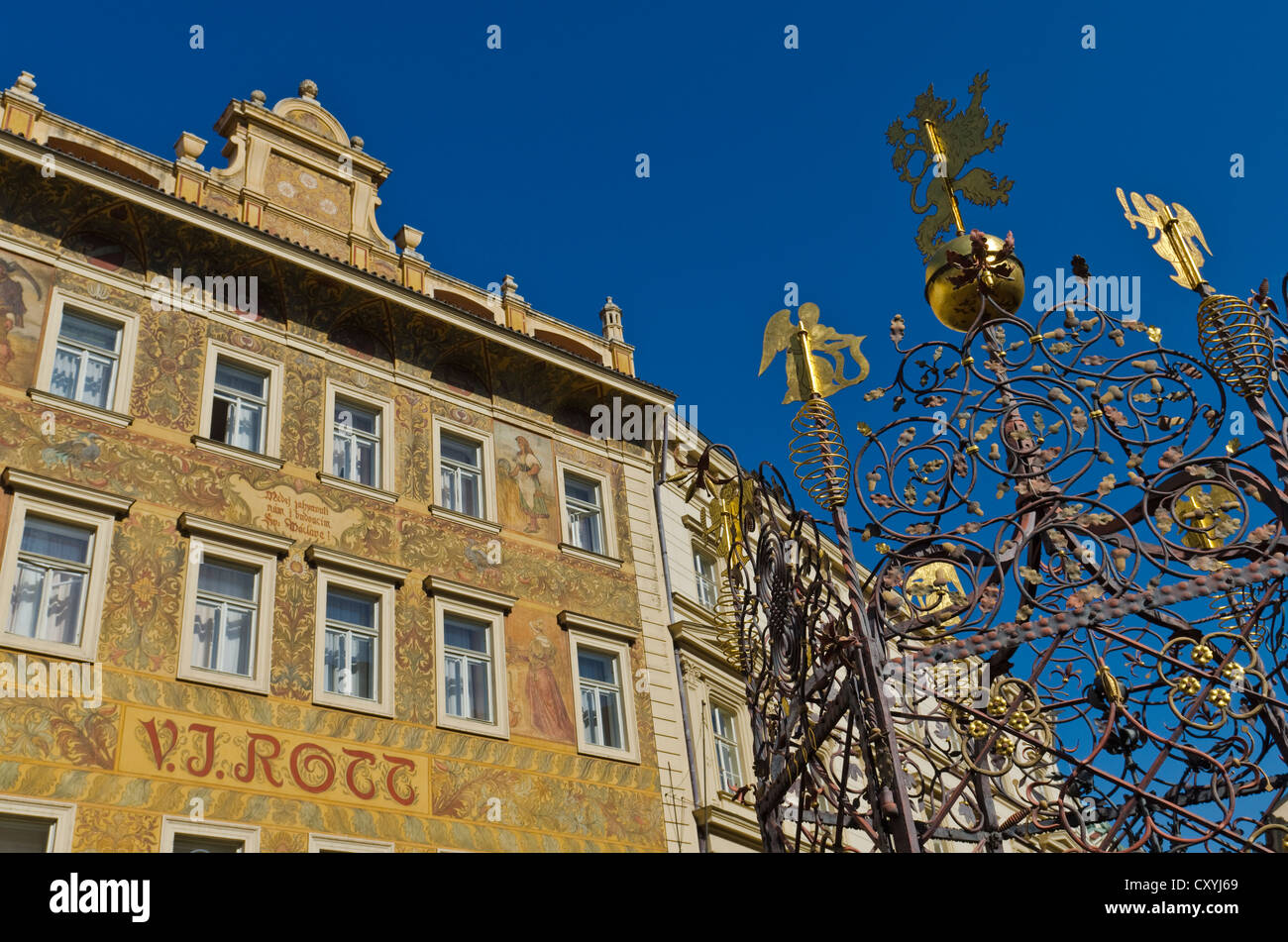 Wunderschön restaurierte Fassade, Prag, Tschechische Republik, Europa Stockfoto