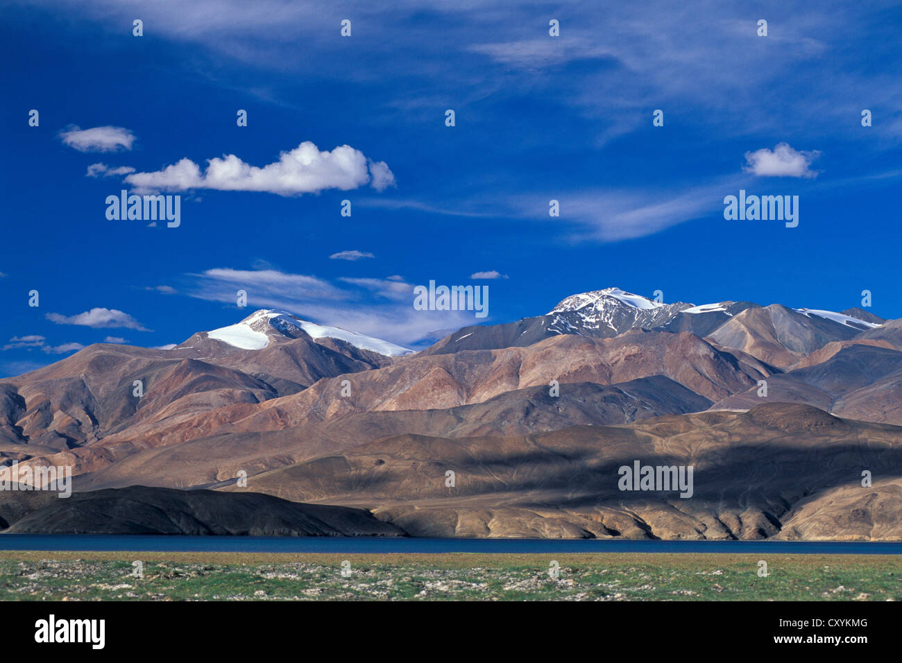 Berge, ca. 7000m Höhe See Tso Moriri, Tsomoriri oder See Moriri, Changtang oder Changthang, Ladakh Stockfoto