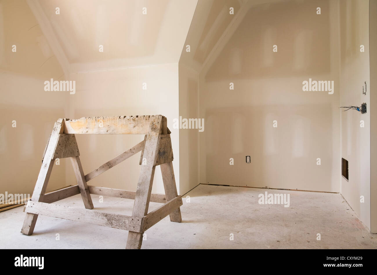 Unvollendete Zimmer in einem Wohnheim, Quebec, Kanada Stockfoto