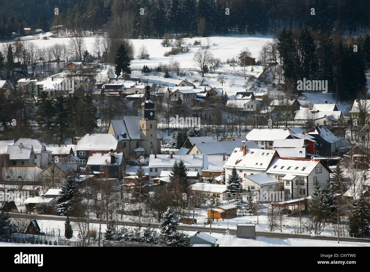 Stadt Ilmenau-Roda im Winter, Thüringer Wald, Thüringen Stockfoto