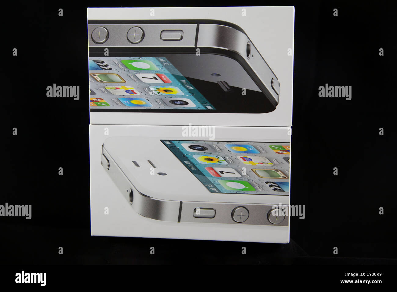 Verpackungskästen für iPhone 4 schwarz / weiß s Stockfoto