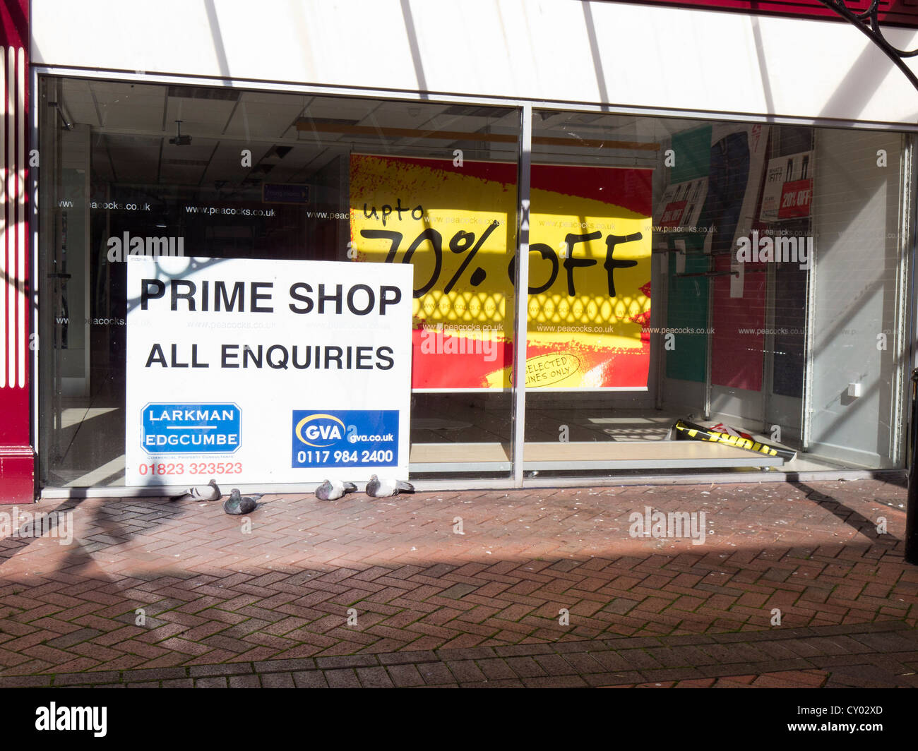 Leeren Sie Einzelhandel Räumlichkeiten Anwendungsbereiche Schließung der Pfauen-Speicher. Stockfoto