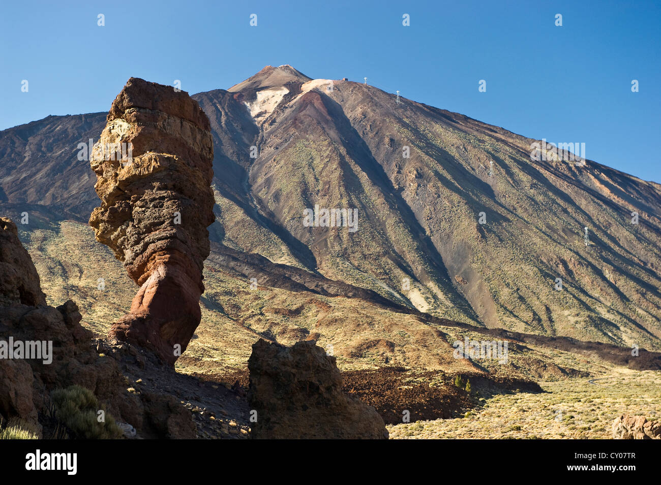 Los Roques und die Gipfel der Berg Teide, Mirador de Chio, Nationalpark Teide, Teneriffa, Kanarische Inseln, Spanien, Europa Stockfoto