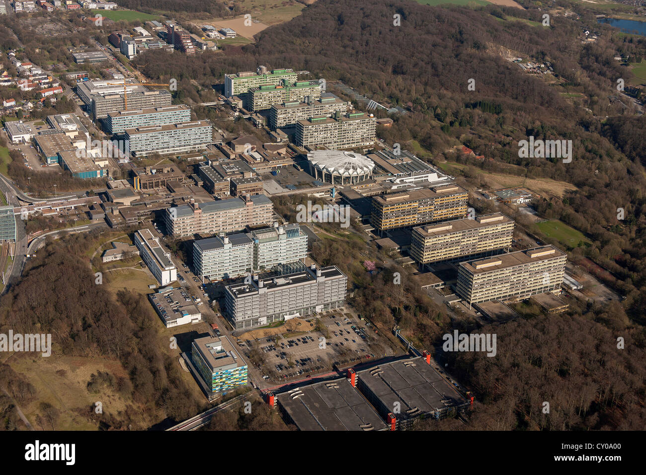 Luftaufnahme, Technologiezentrum Ruhr, Ruhr-Universität, MB-Gebäude, Bochum, Ruhrgebiet, Nordrhein-Westfalen Stockfoto