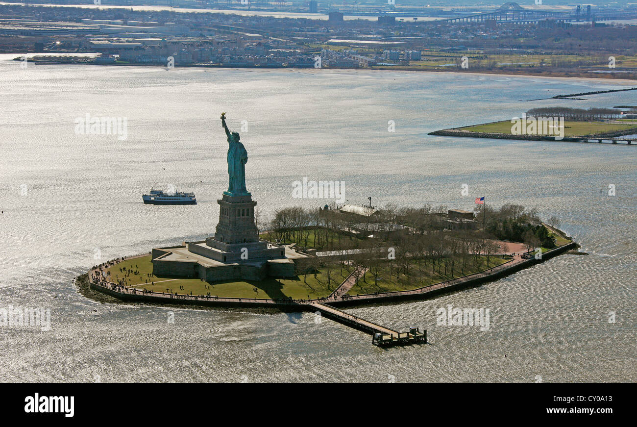 Luftaufnahme, Rundflug, Statue of Liberty, Liberty Island, New York City, New York, USA, Nordamerika Stockfoto