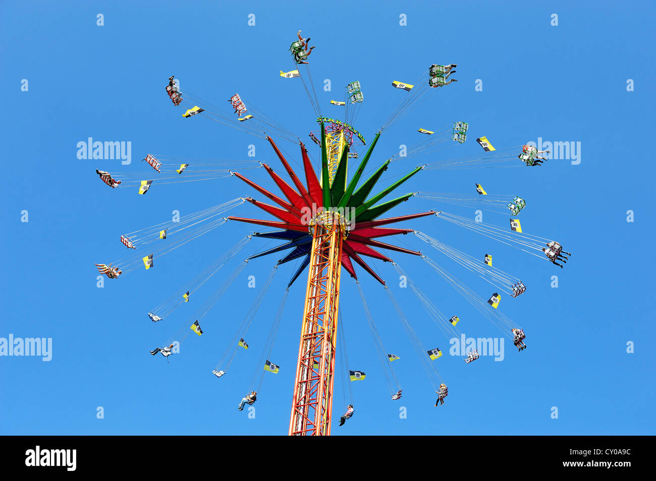 Star Flyer, der weltweit größte transportable Kettenkarussell oder schwingen Karussell, Oktoberfest, München, Bayern Stockfoto