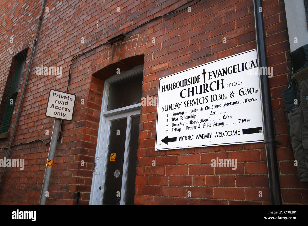 Hafen Sie Seite evangelische Kirche Zeichen. Stockfoto