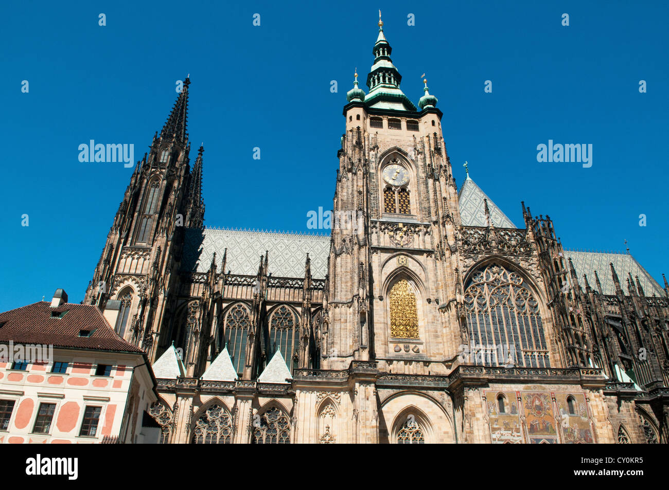 St-Veits-Dom auf der Prager Burg, Prag, Tschechische Republik Stockfoto