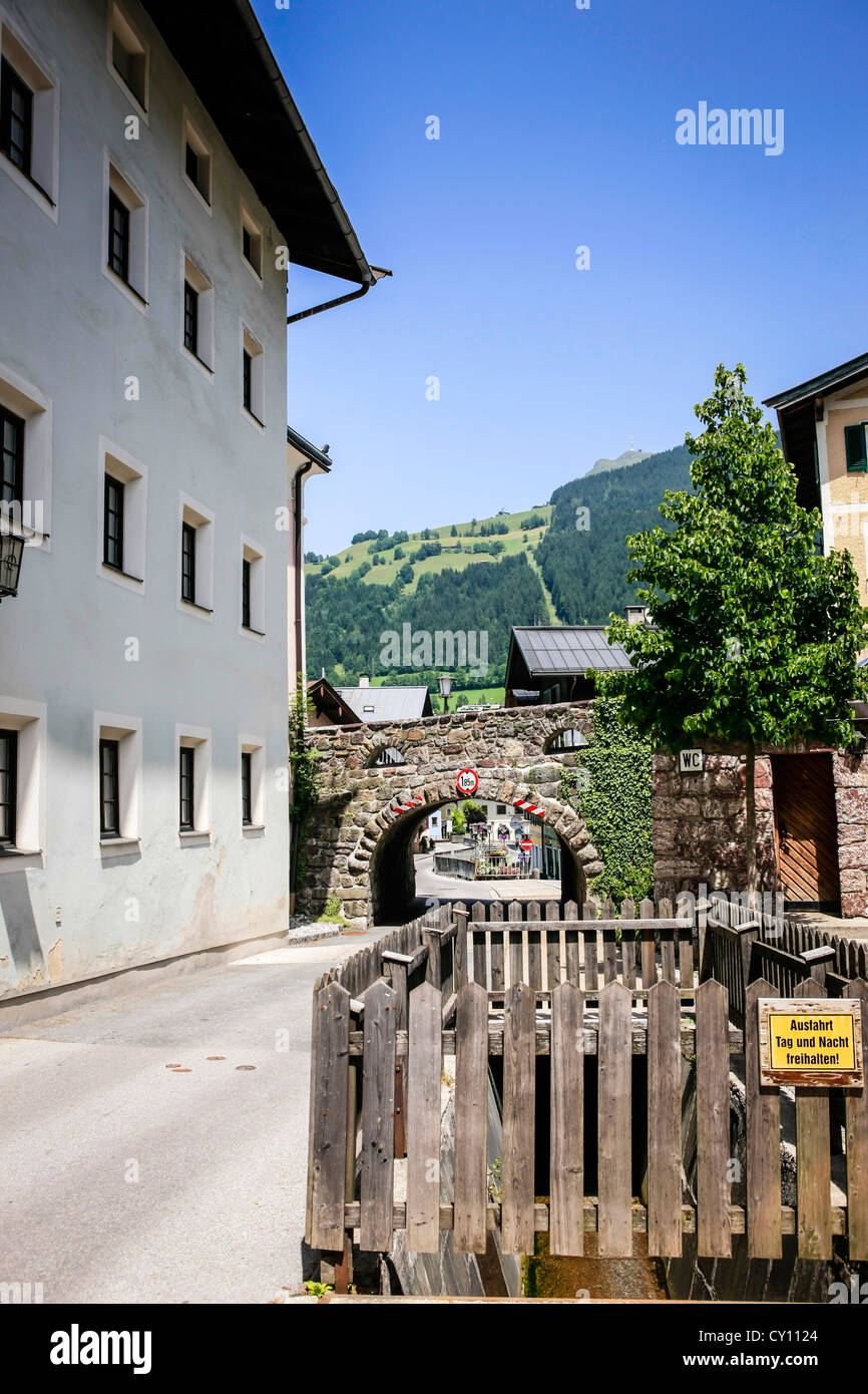 Österreichischen Dorf von Kitzbühel in Tirol Stockfoto