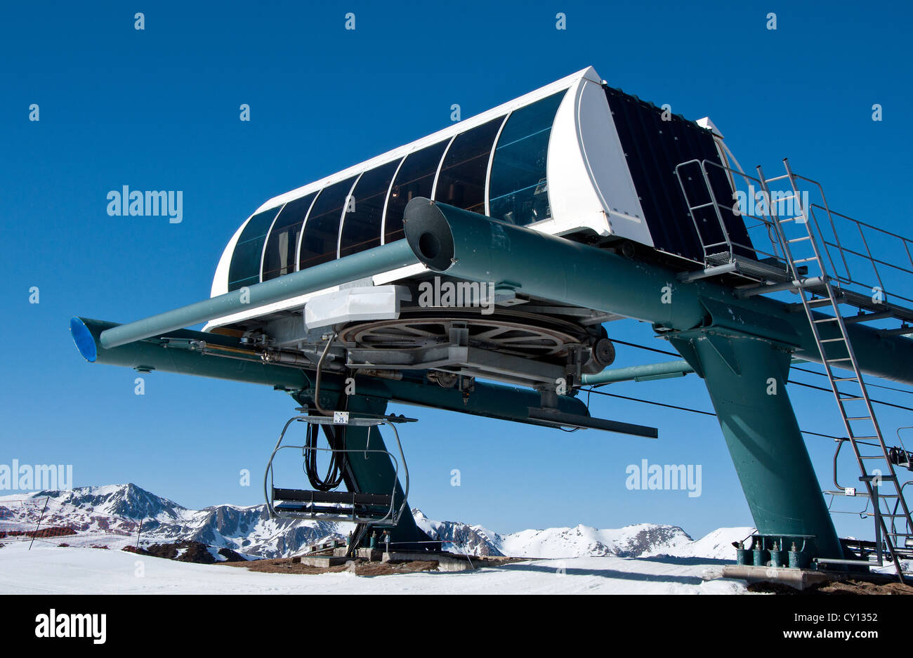 Ski-Sessellift Bergstation Stockfoto