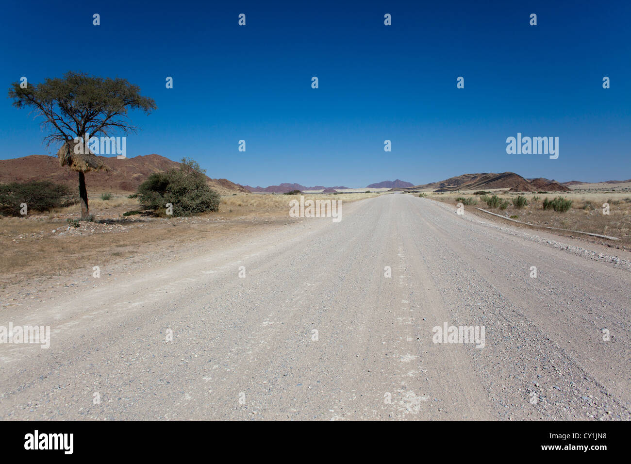 Hauptstraße im Süden Namibias. Stockfoto