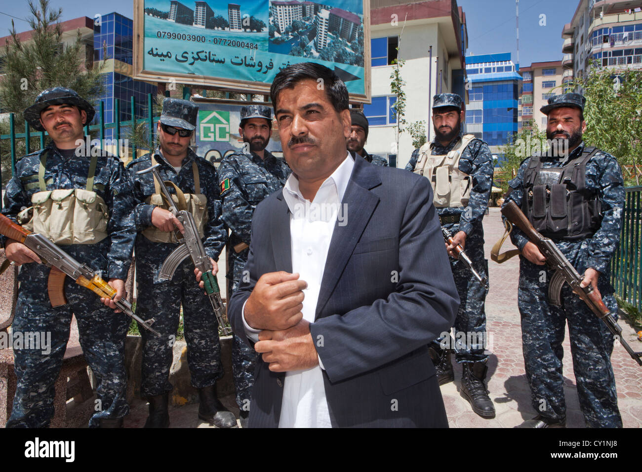 Sicherheitsschutz um ein Wohnquartier in Kabul, Afghanistan Stockfoto