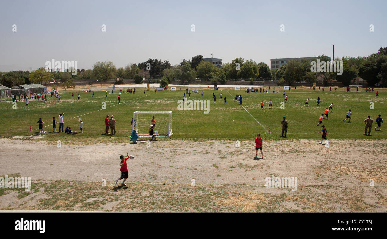 Spieler spielen Welt Cup Fußball Feld Kinder k Stockfoto