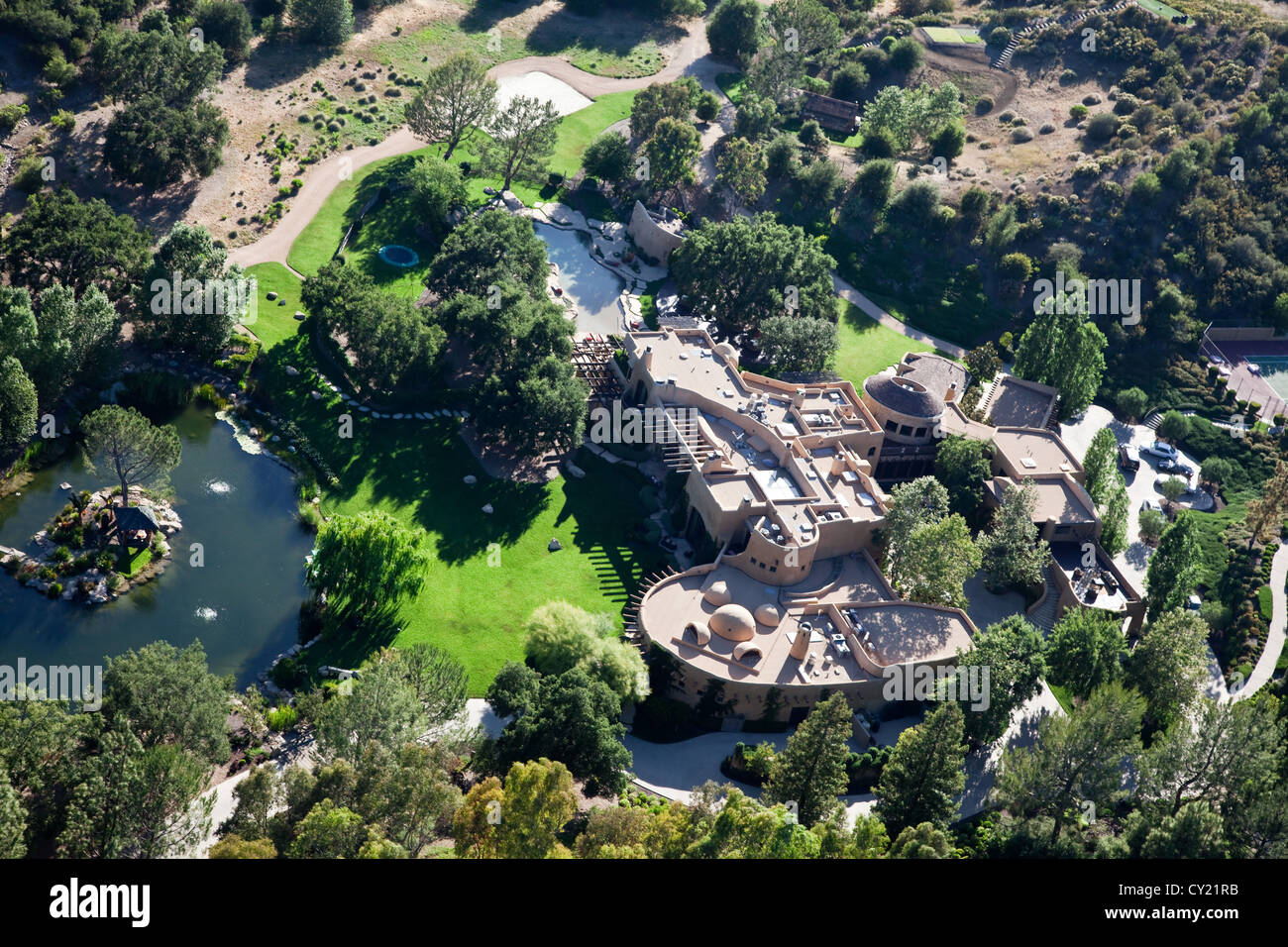 Will Smith Jada Pinkett Haben Einem Weitlaufigen Anwesen In Santa Monica Mountains Kalifornien Stockfotografie Alamy