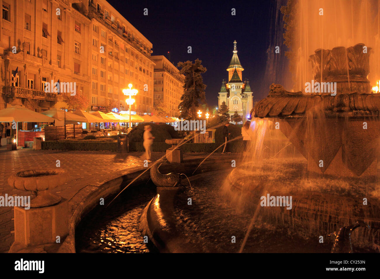 Rumänien, Timisoara, Piata Victoriei, Brunnen, Kathedrale, Stockfoto