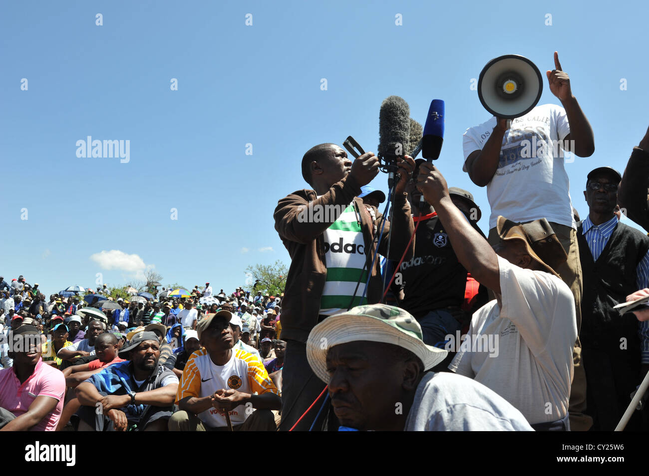 Mametlwe Sebei von der DSM (Democratic Socialist Movement) befasst sich ...