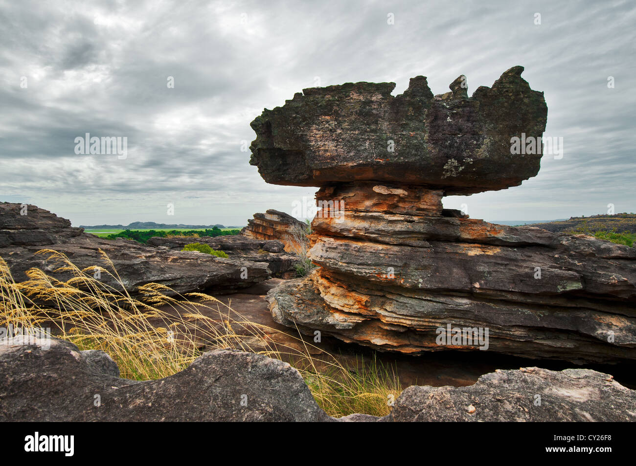 Geformter Felsen am berühmten Ubirr Rock im Kakadu National Park. Stockfoto