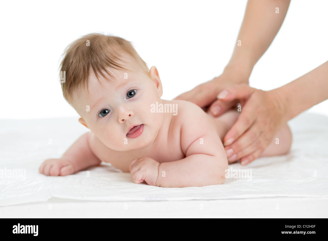 Baby immer Massagestudio erschossen auf weißem Hintergrund Stockfoto