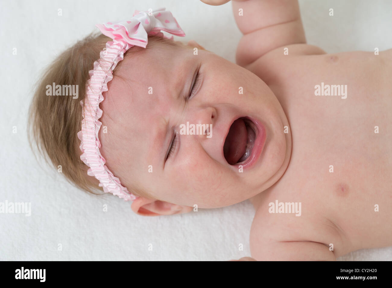 Schreiendes Baby-Mädchen Stockfoto