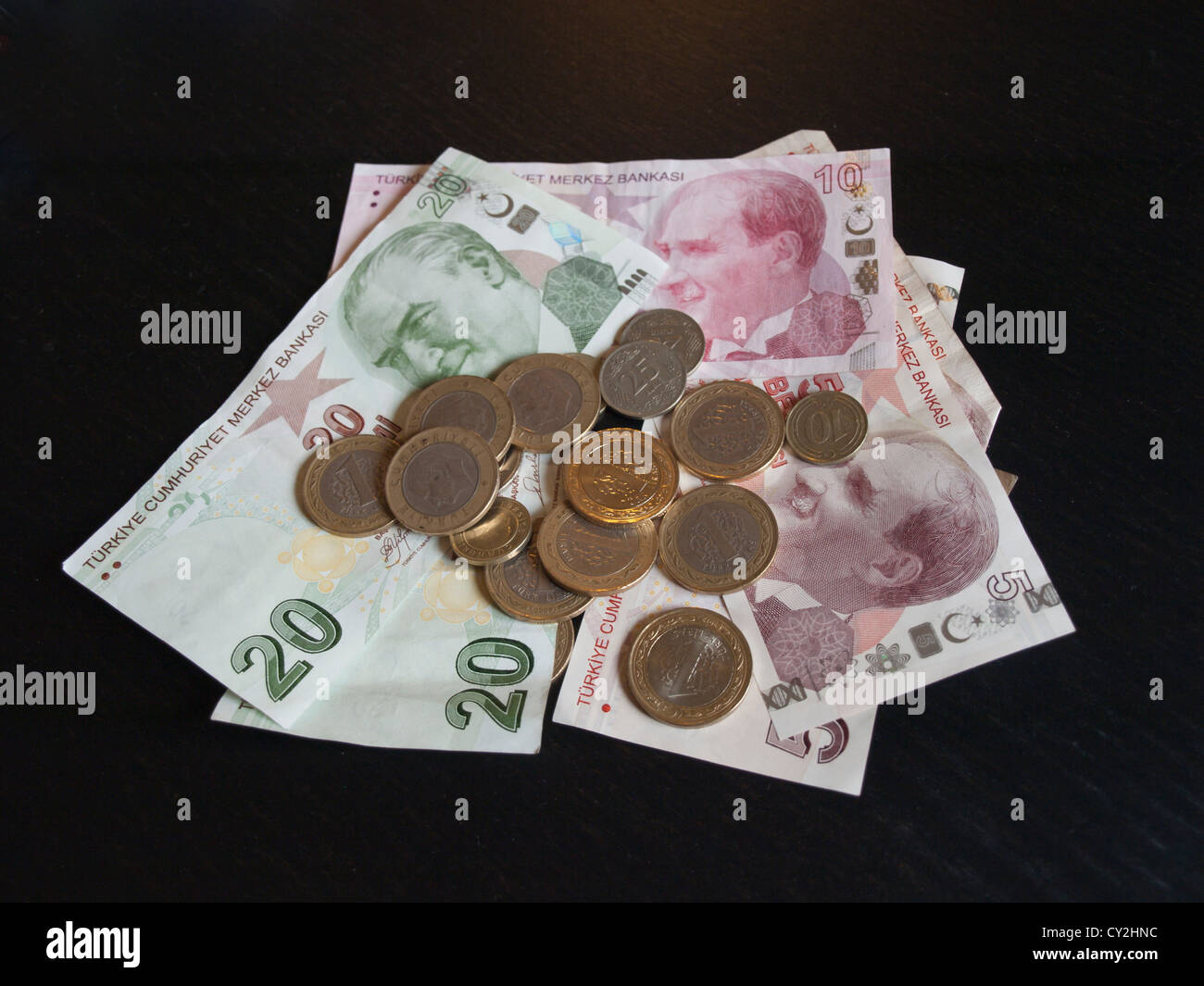 Türkischen Banknoten und Münzen der verschiedenen Werte, Lira und kurus Stockfoto