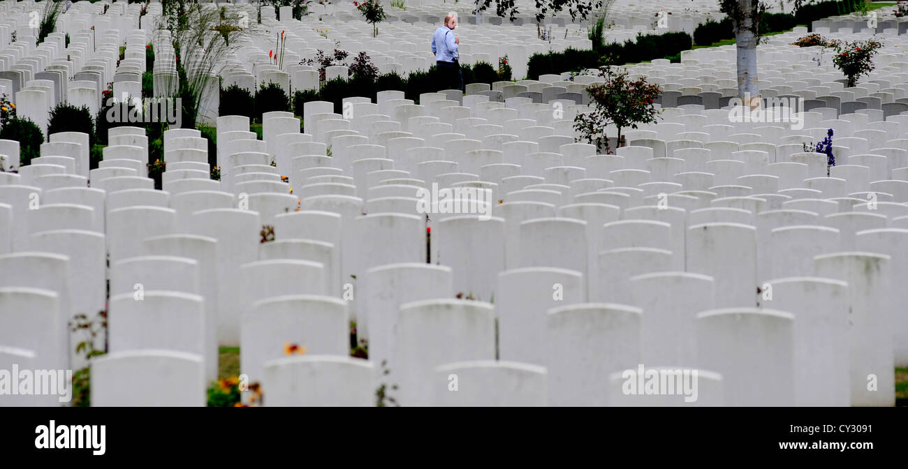 FLANDERN. Friedhof am Hooge Krater. Stockfoto