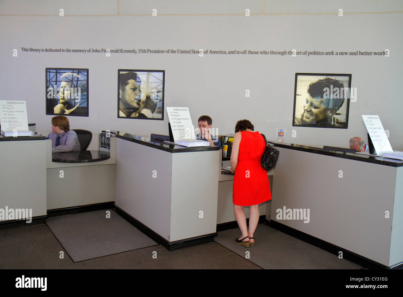 Boston Massachusetts, South Boston, JFK, John F. Kennedy Presidential Library & Museum, Lobby, Eintritt, MA120821018 Stockfoto