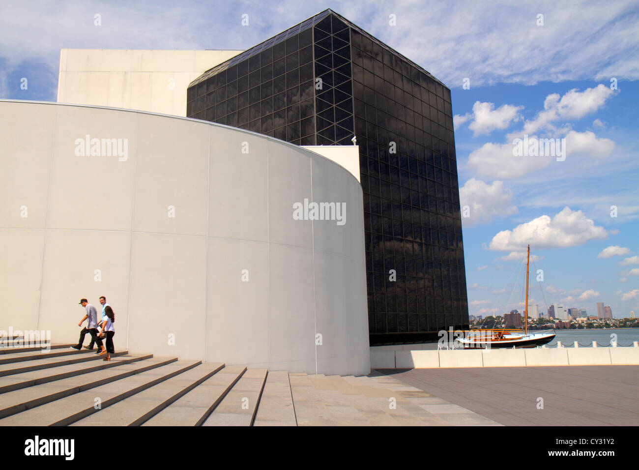 Boston Massachusetts, South Boston, JFK, John F. Kennedy Presidential Library & and Museum, Ausstellungssammlung, Sammlung, Glaspavillon, außerhalb Stockfoto