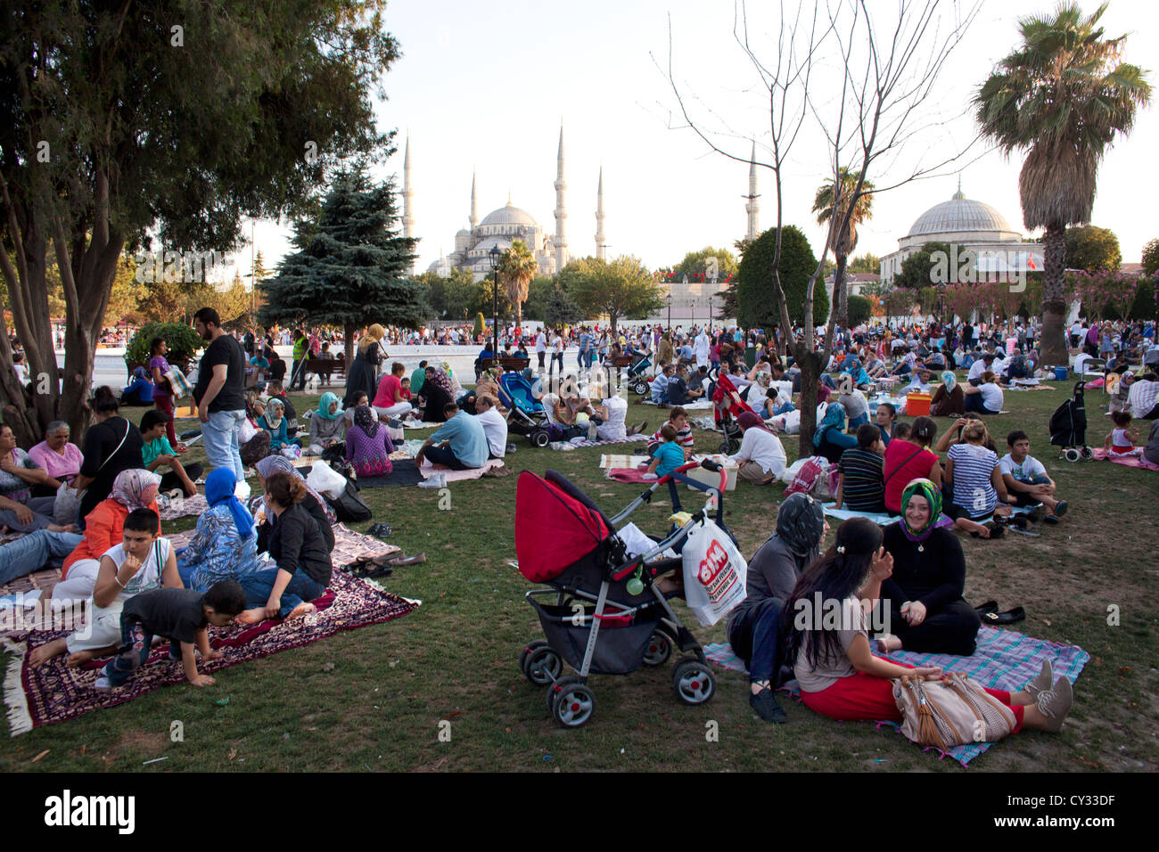 Ramadan-Picknick vor der Aya Sofya, istanbul Stockfoto