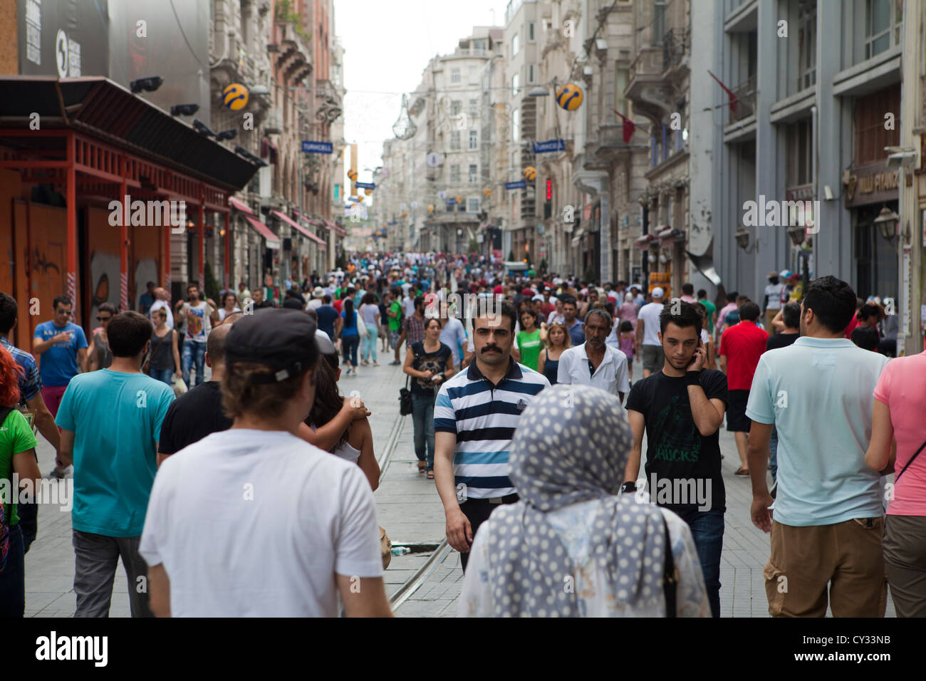 Einkaufsstraße in Taxim Bereich, istanbul Stockfoto