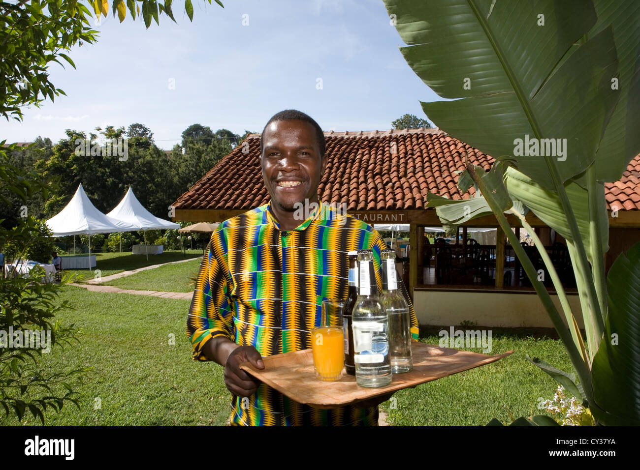 Afrikanische Kellner im Hotel, Kenia Stockfoto