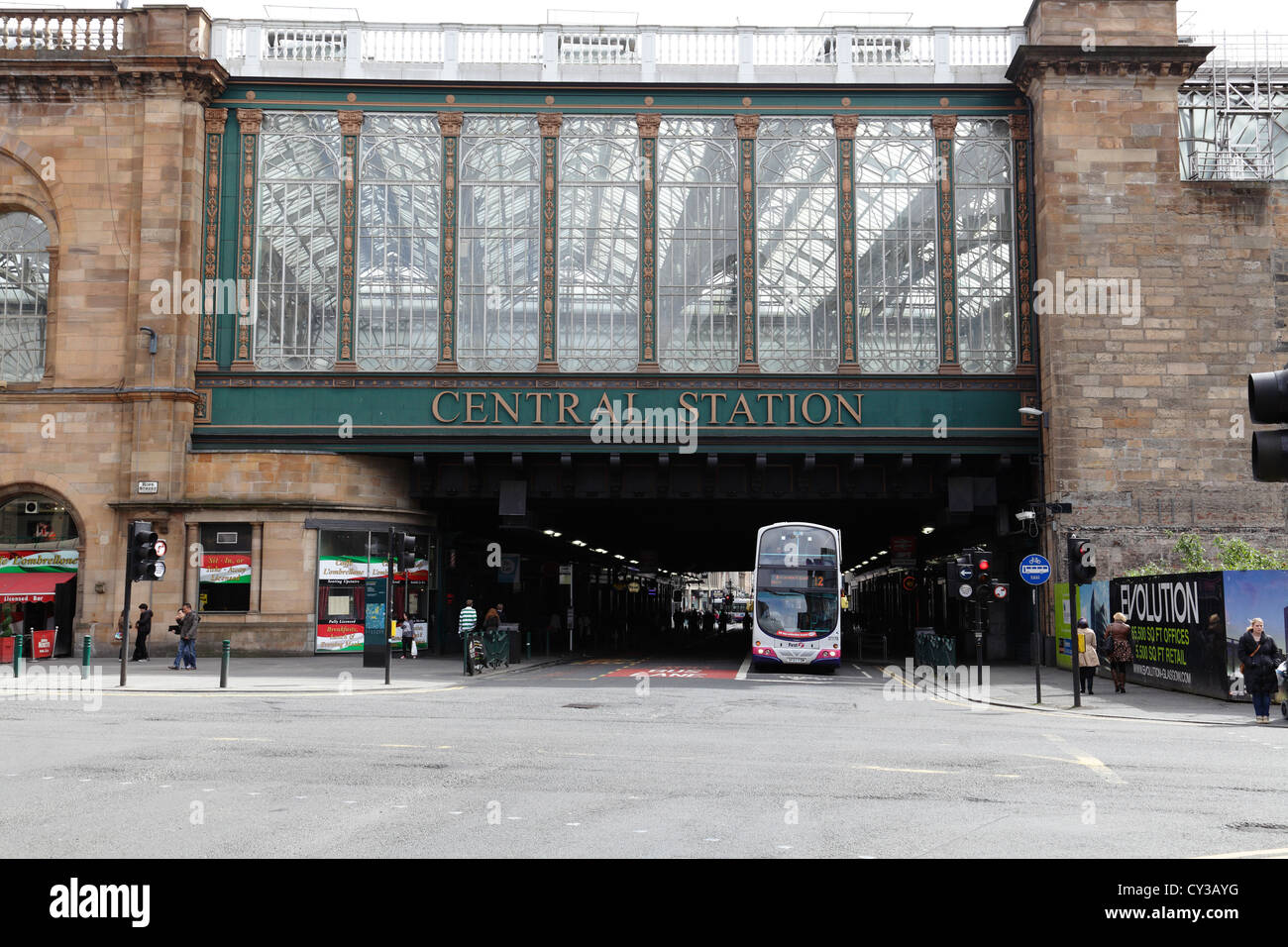 Glasgow Central Station Eisenbahn Brücke über Argyle Street in der Innenstadt, Schottland, Vereinigtes Königreich Stockfoto