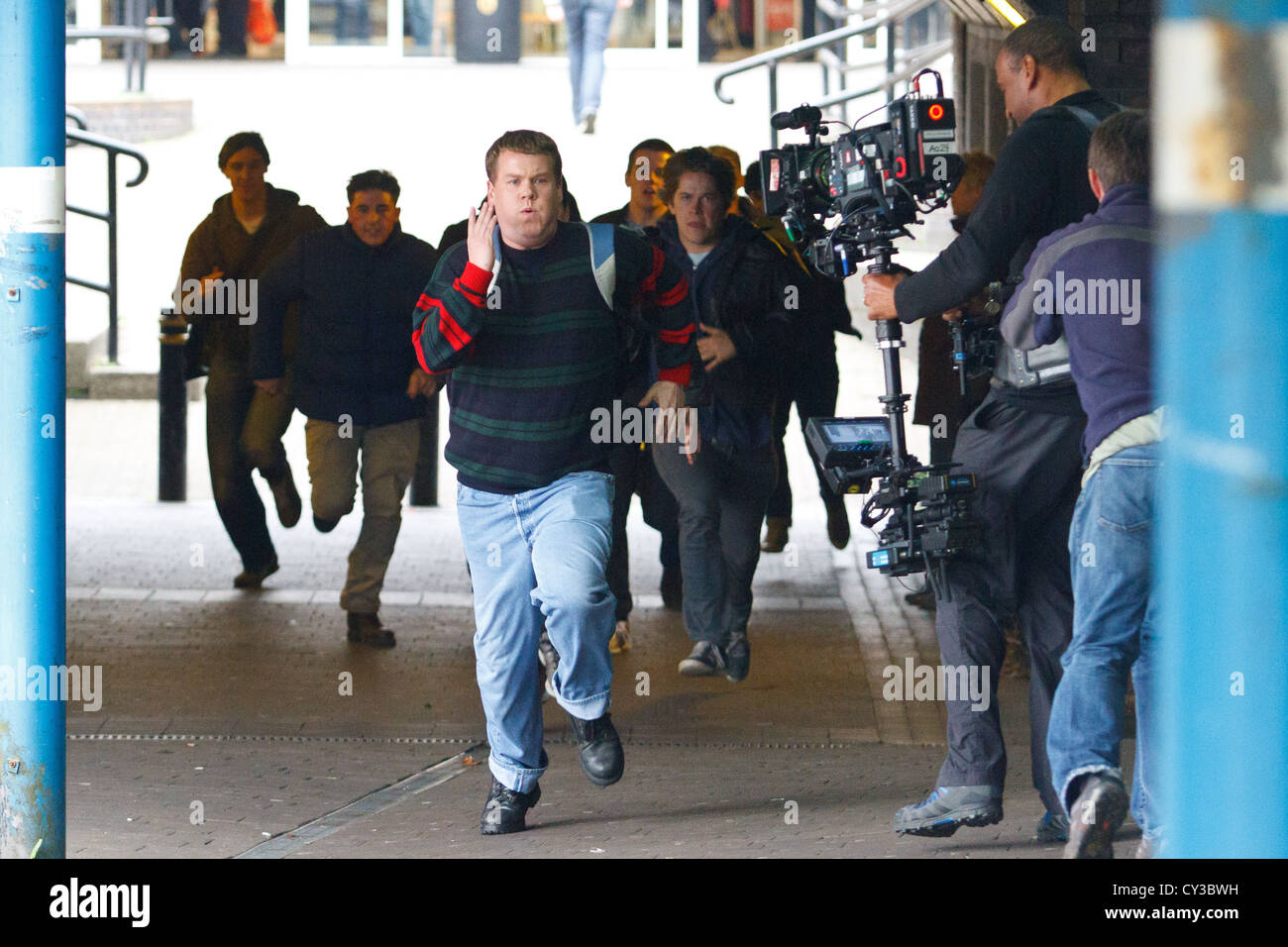 Schauspieler James Corden Dreharbeiten The Paul Potts Biopic, eine Chance in Port Talbot, South Wales, UK, 2012 Stockfoto