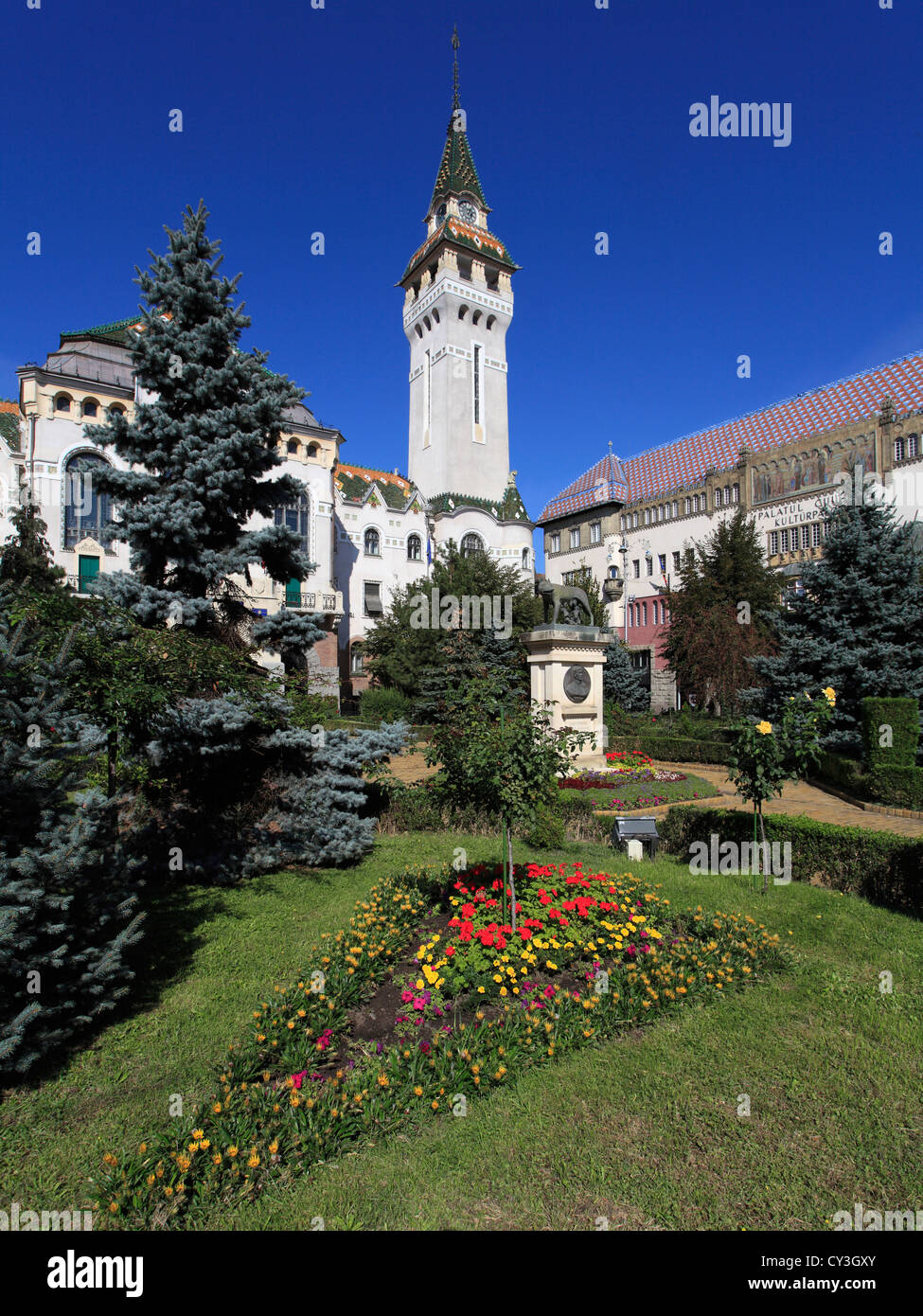 Rumänien, Targu Mures, County Council Building, Kulturpalast, Park, Stockfoto