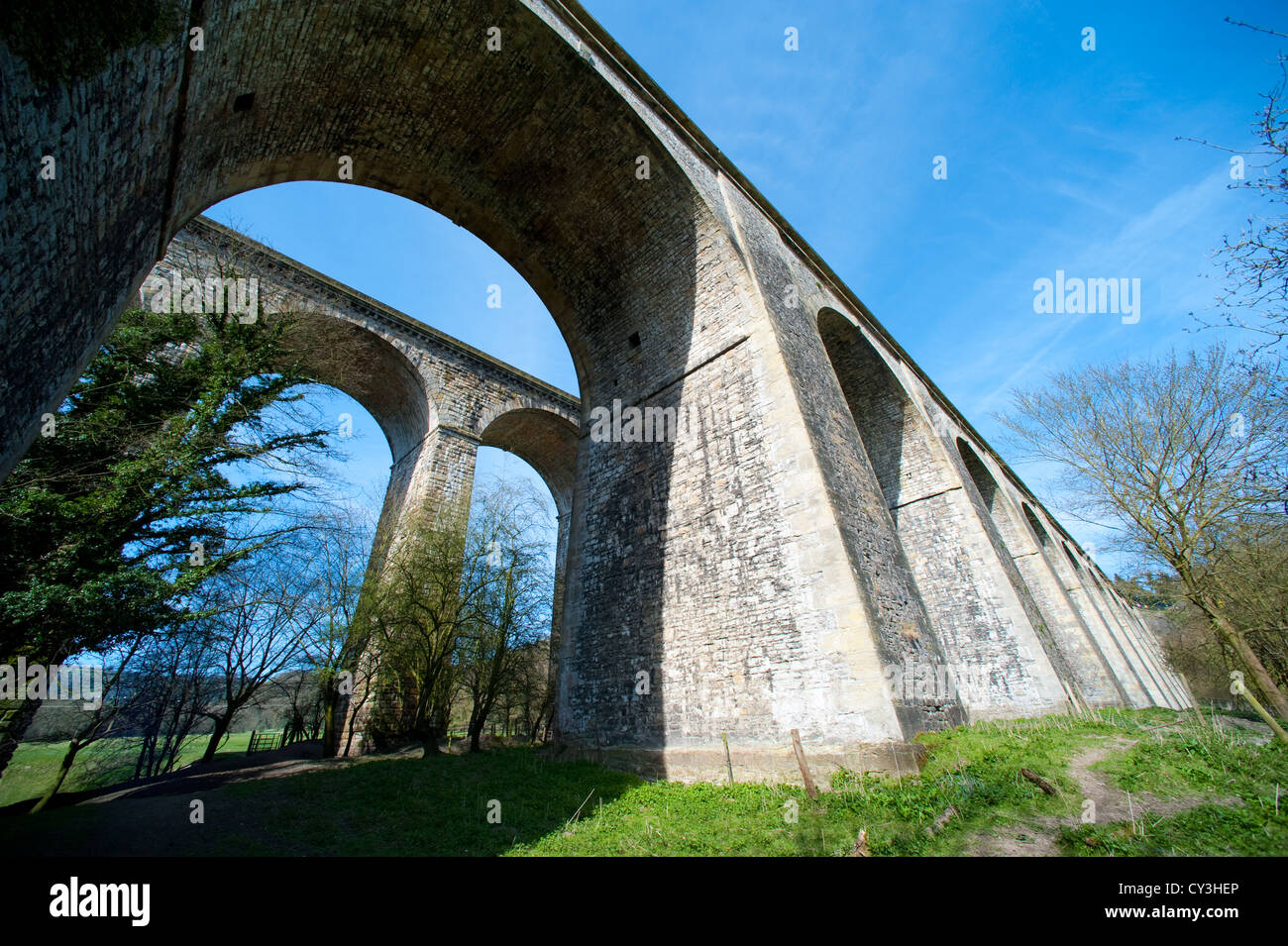 Chirk Aquädukt und Viadukt überquert die Ceiriog Valley, Wales, UK Stockfoto