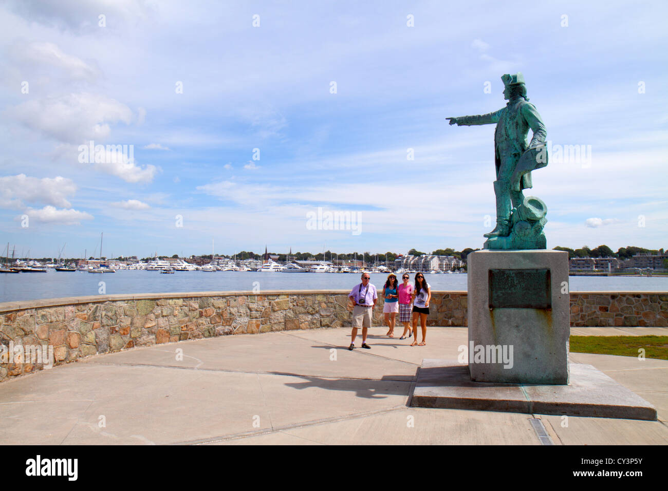 Newport Rhode Island, New England, King Park, Brenton Cove, Newport Harbour, Rochambeau Statue und Memorial, Asiaten ethnischen Einwanderer minorit Stockfoto