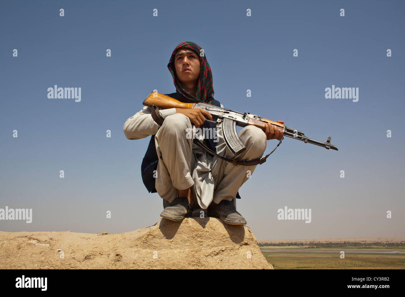 Schätzungsweise 10.000 Arbaki fighters(warlords) in Kundus. Stockfoto