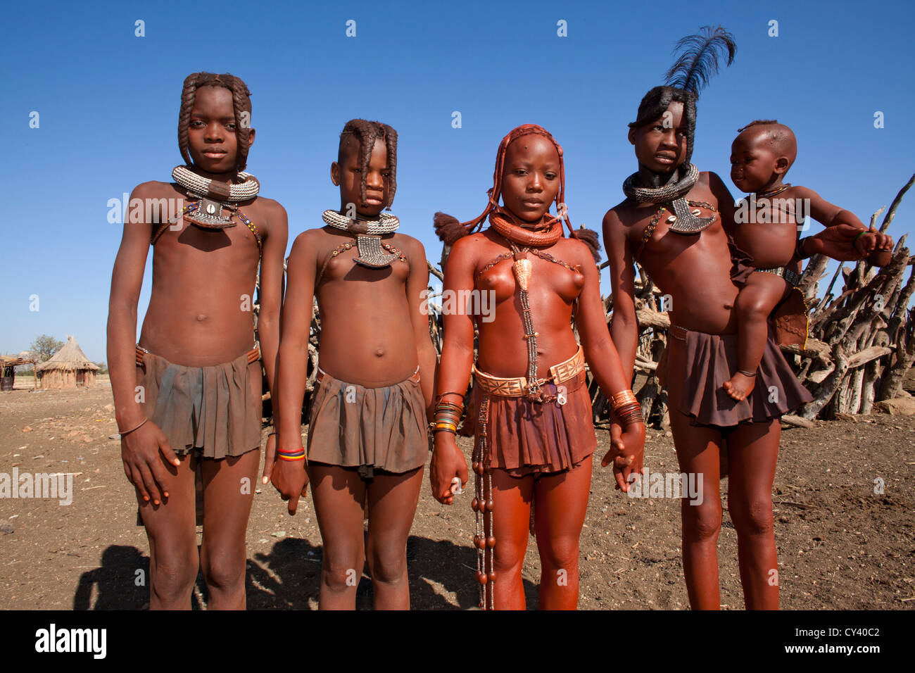 Himbas in Namibia Stockfotografie Alamy