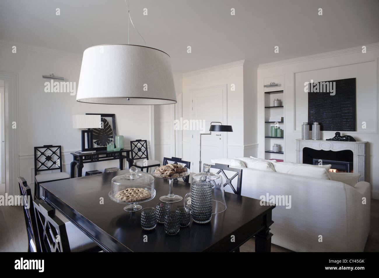 Luxus Wohnzimmer in einer Wohnung Stockfoto